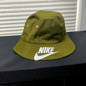 Nike Bucket Hat